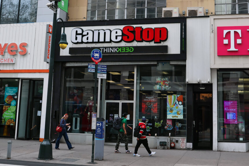 GameStop предложил $55,5 млрд за eBay — рынки сильно сомневаются
