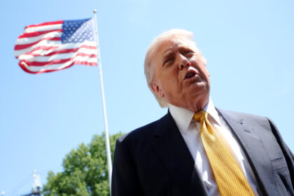 Трамп может закрыть иск против IRS за $1,7 млрд — критика демократов