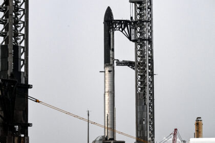 SpaceX отложил запуск Starship V3 перед IPO — тест перенесён