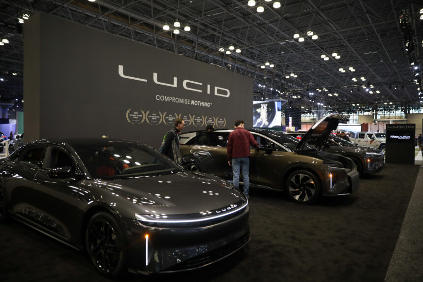 Lucid уволит около 18% персонала в США и упразднит роль COO