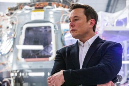 SpaceX идёт в IPO по фиксированной цене $135 и требует рекордных объёмов