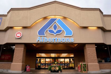 Albertsons понижает прогноз на 2026 год — акции упали более чем на 20%